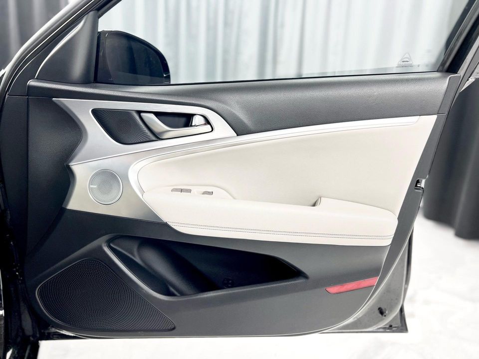 2019 Genesis G70
