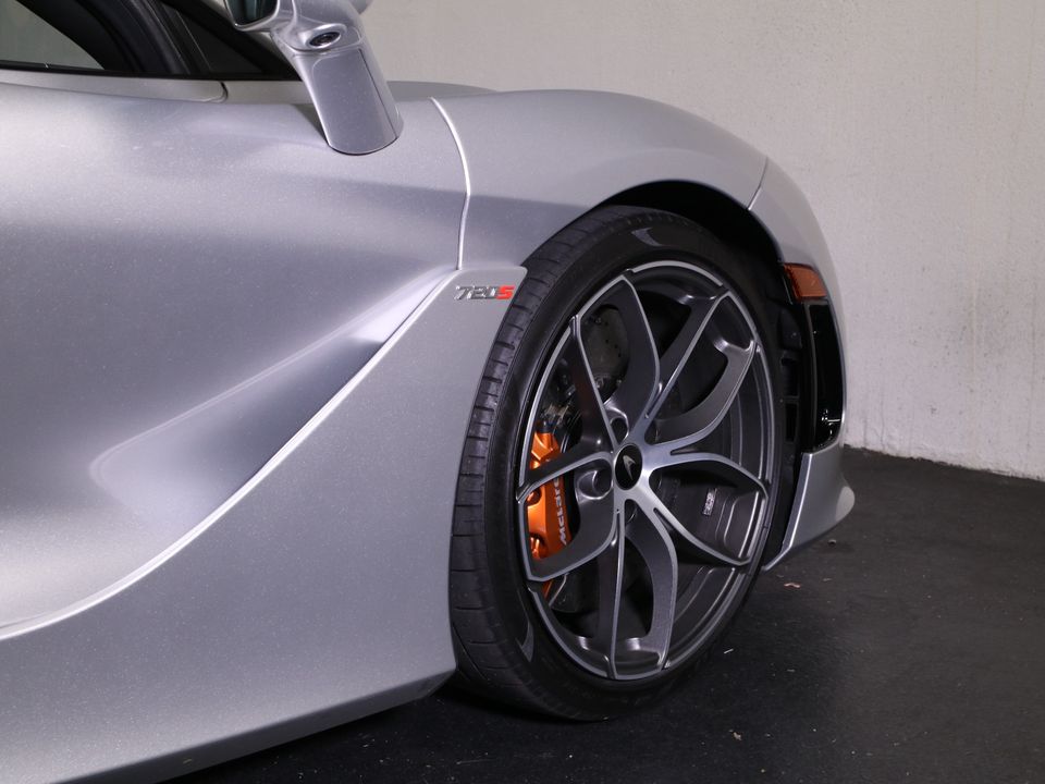 2020 McLaren 720S