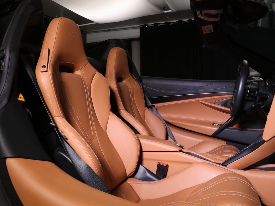 2020 McLaren 720S