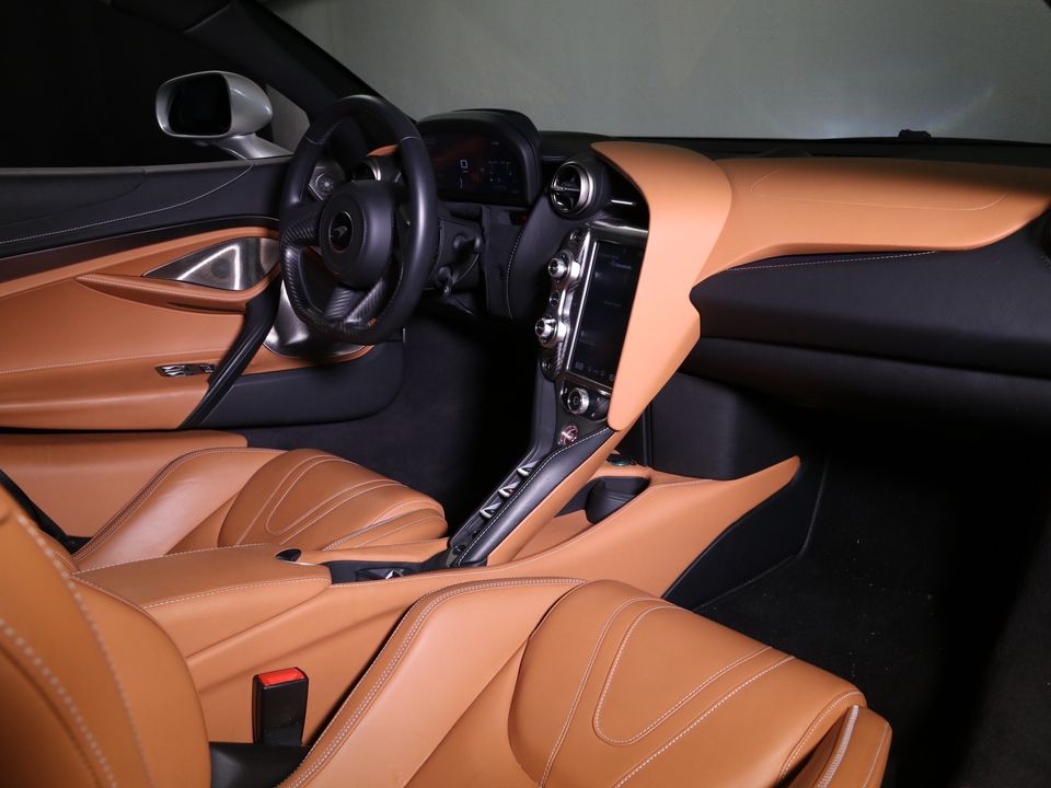 2020 McLaren 720S