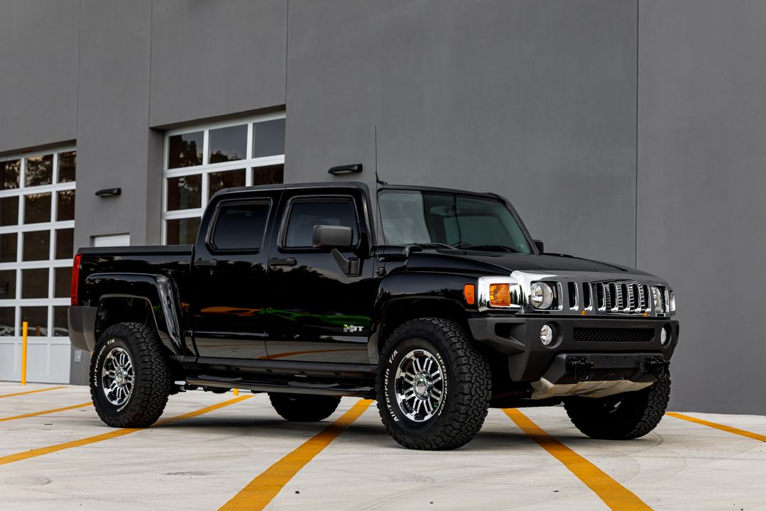 2010 HUMMER H3T
