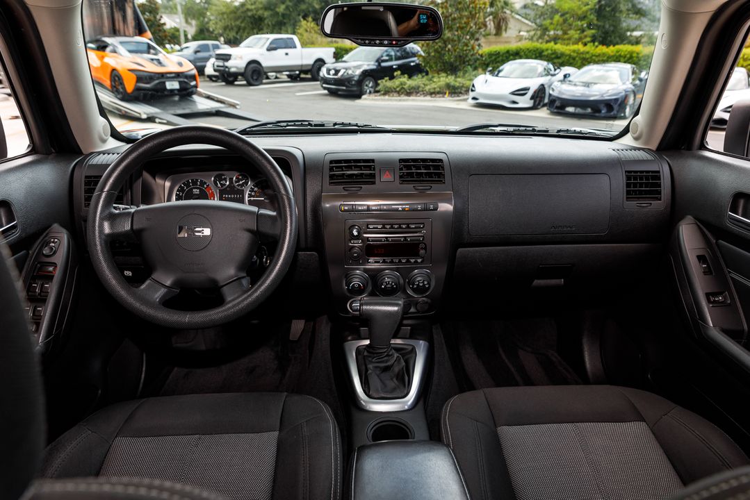 2010 HUMMER H3T