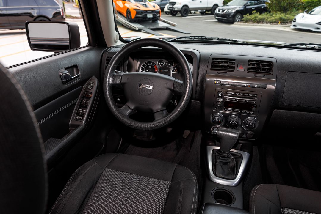 2010 HUMMER H3T