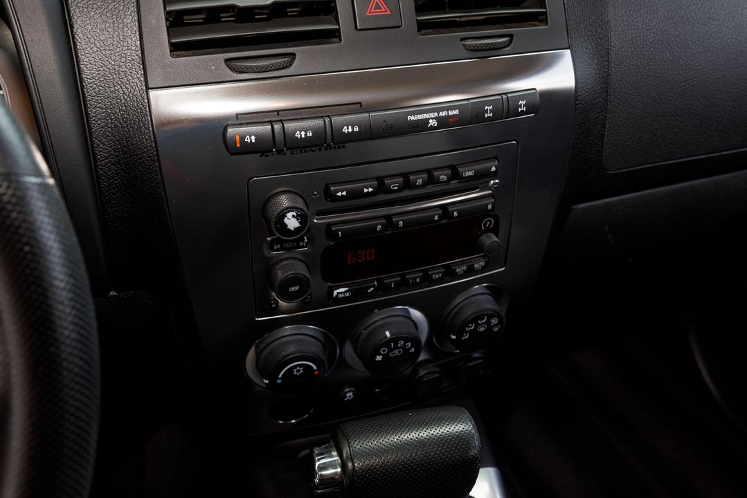 2010 HUMMER H3T