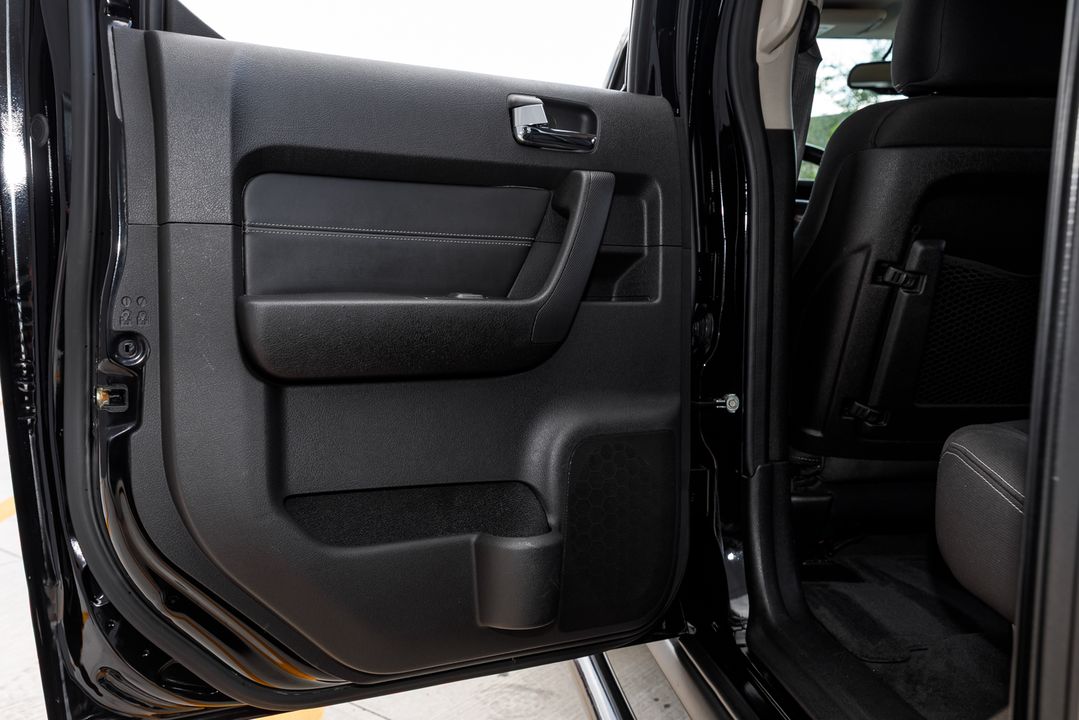 2010 HUMMER H3T