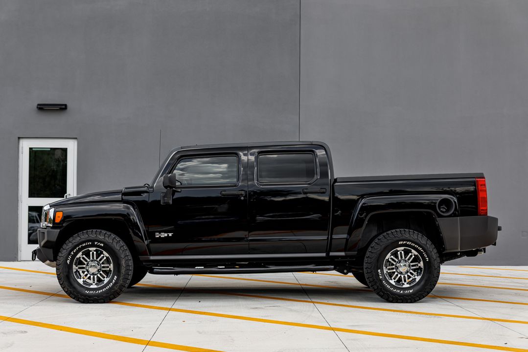 2010 HUMMER H3T