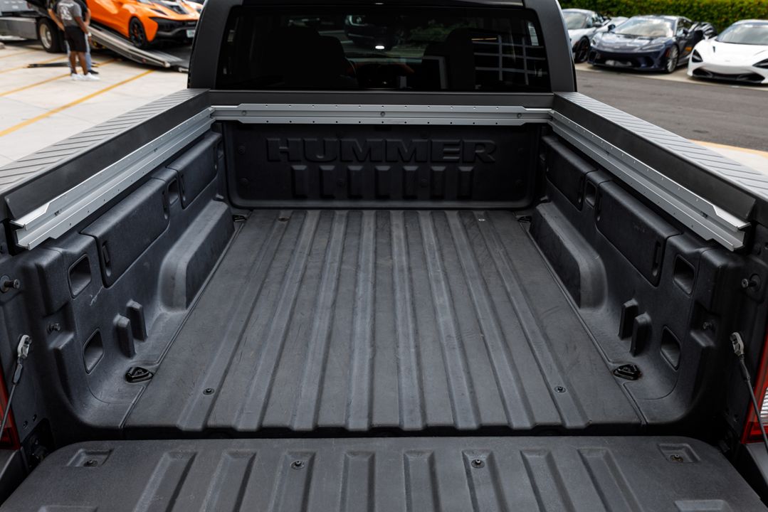2010 HUMMER H3T