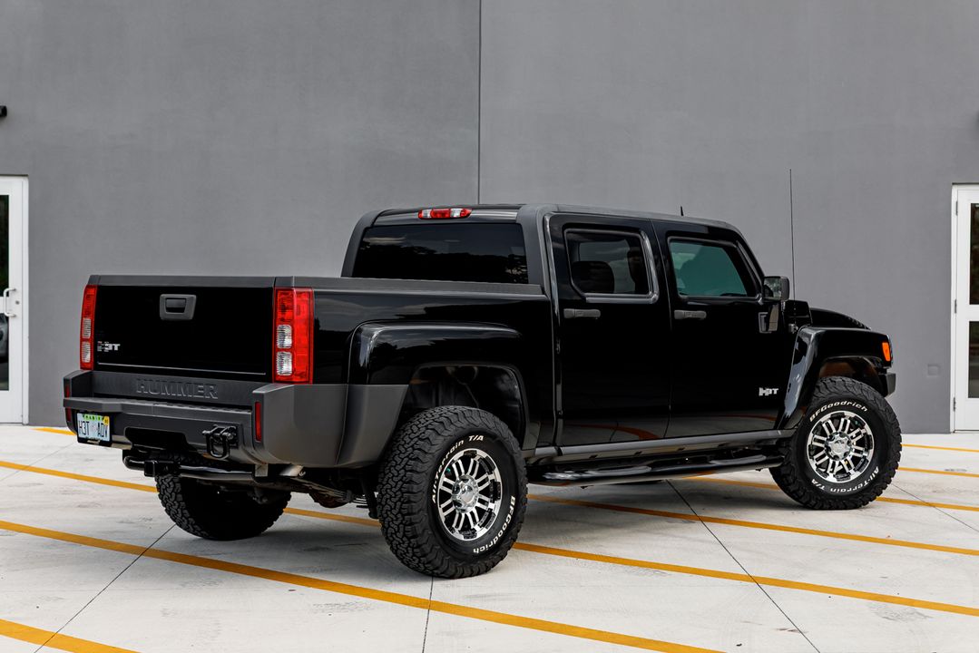 2010 HUMMER H3T