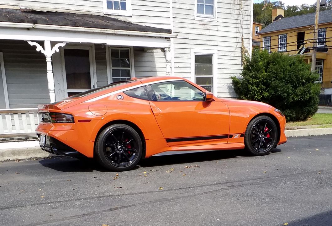 2024 NISSAN Z PERFORMANCE HERITAGE