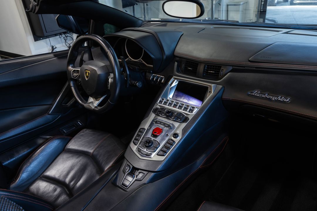 2014 Lamborghini Aventador