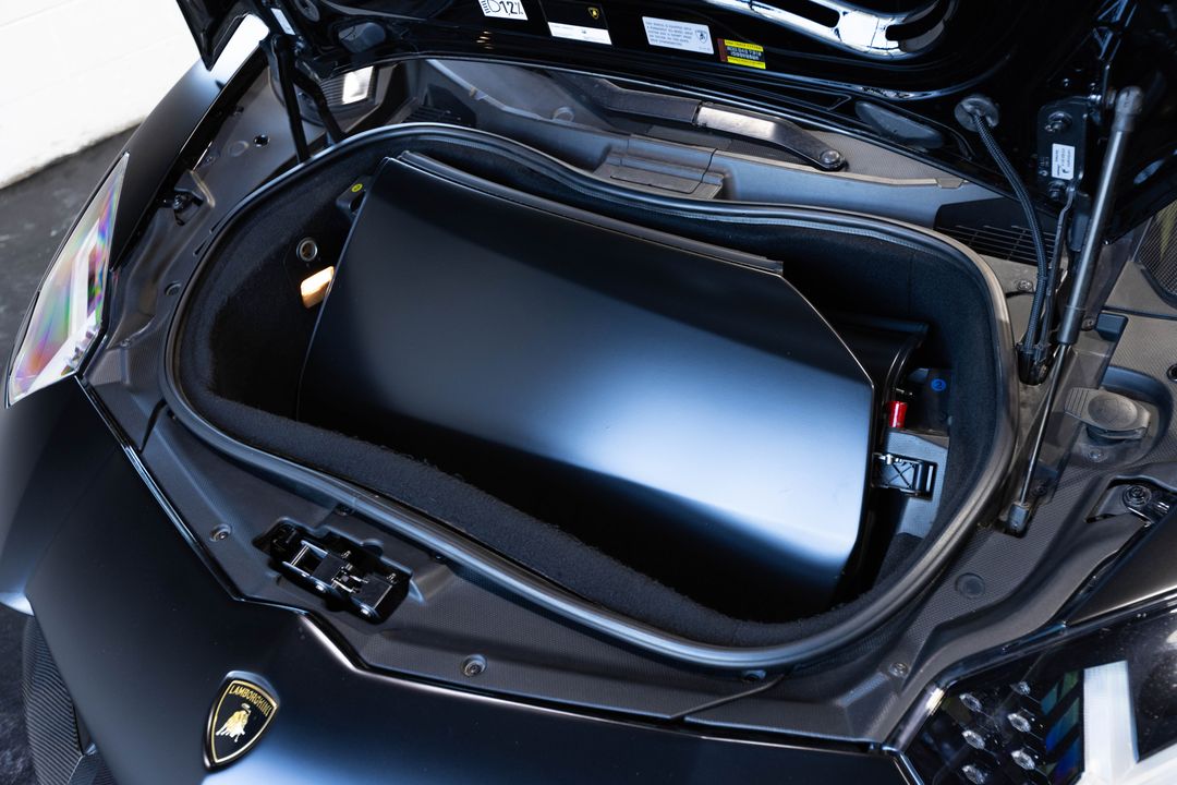 2014 Lamborghini Aventador