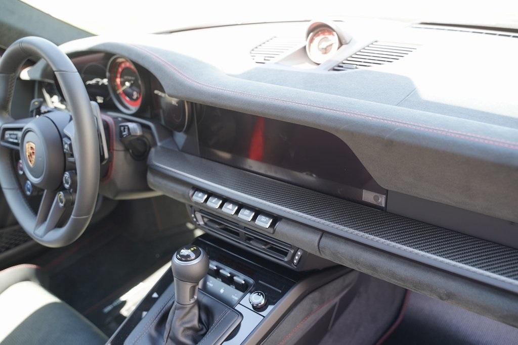 2025 Porsche 911