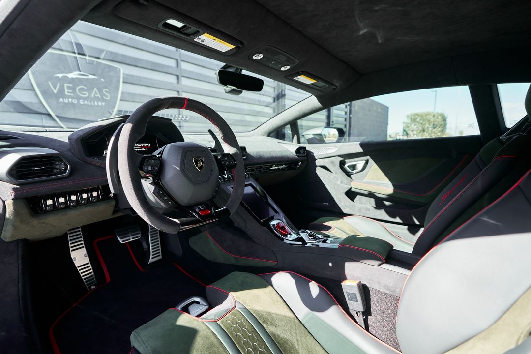 2024 Lamborghini Huracan Sterrato