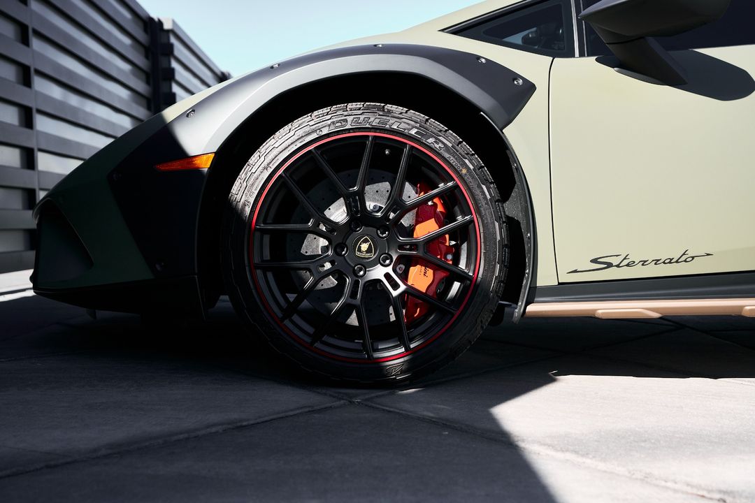 2024 Lamborghini Huracan Sterrato