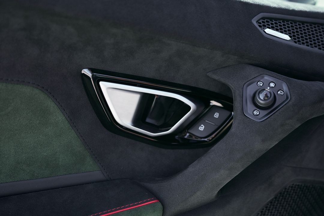 2024 Lamborghini Huracan Sterrato