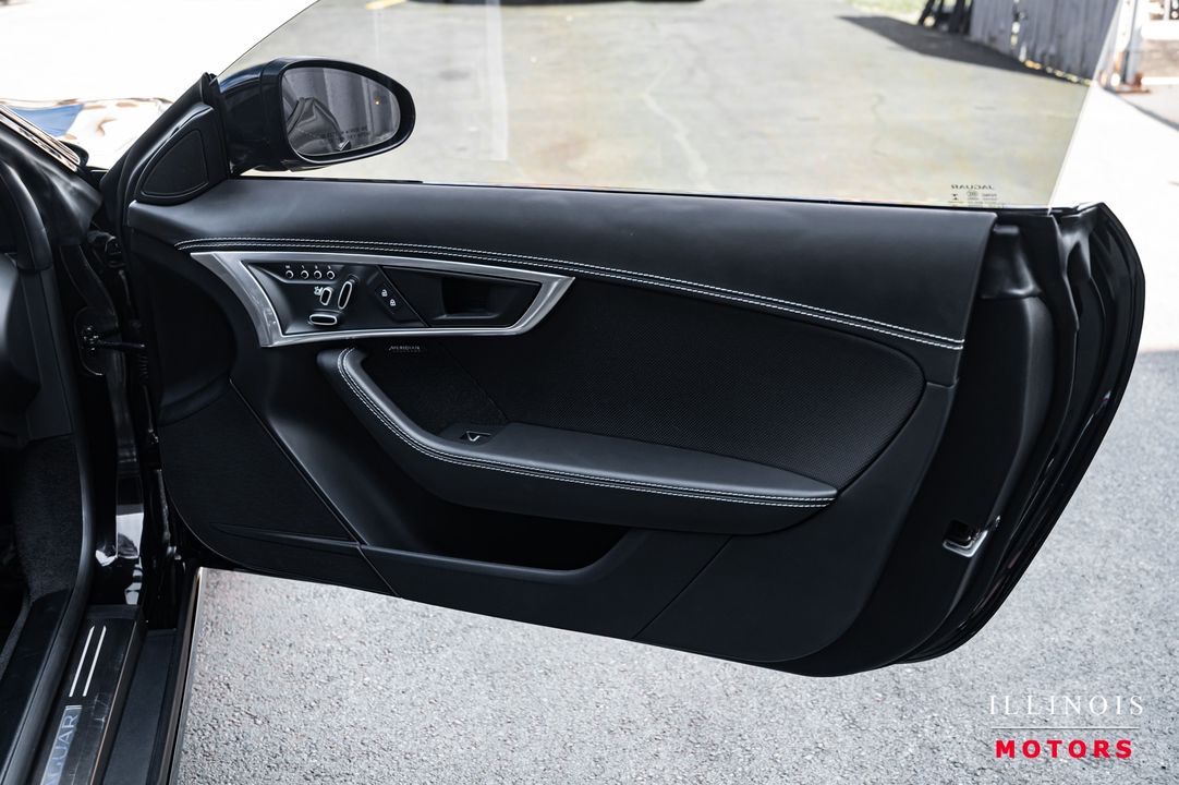 2021 Jaguar F-TYPE