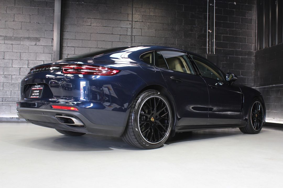 2020 Porsche Panamera