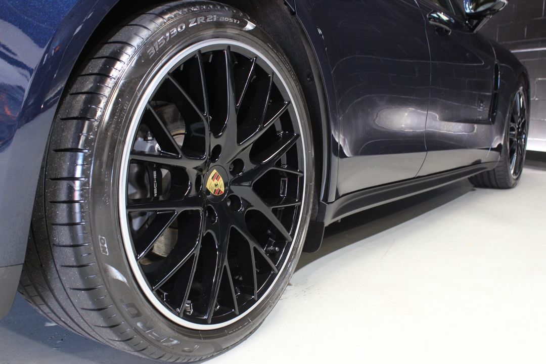 2020 Porsche Panamera