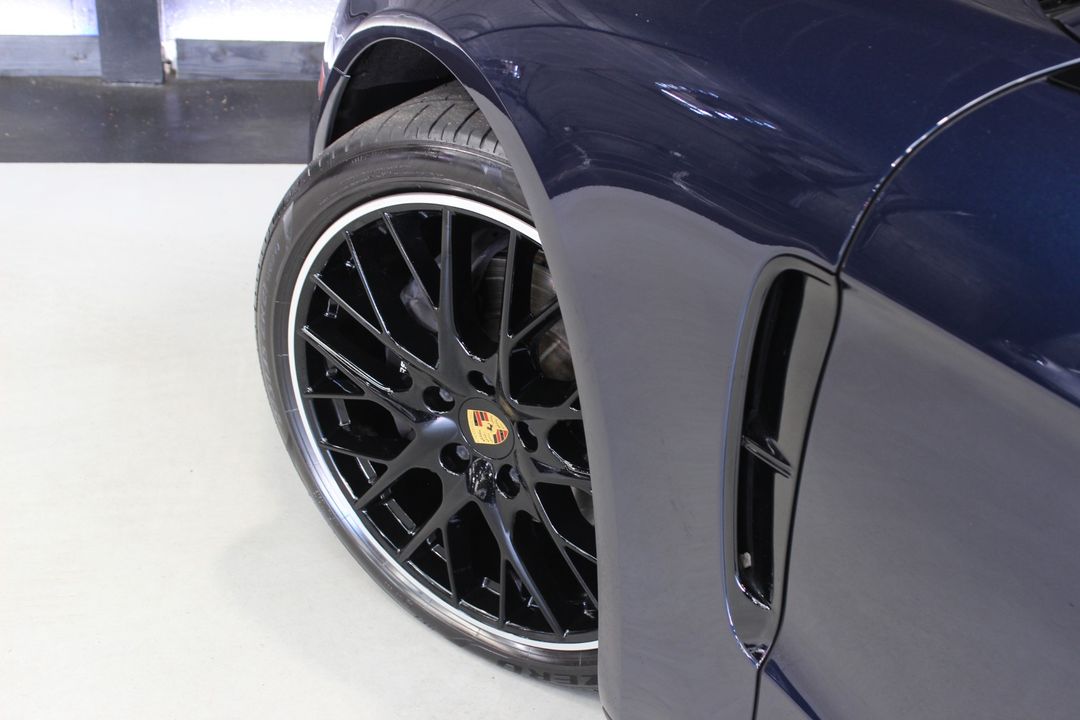 2020 Porsche Panamera