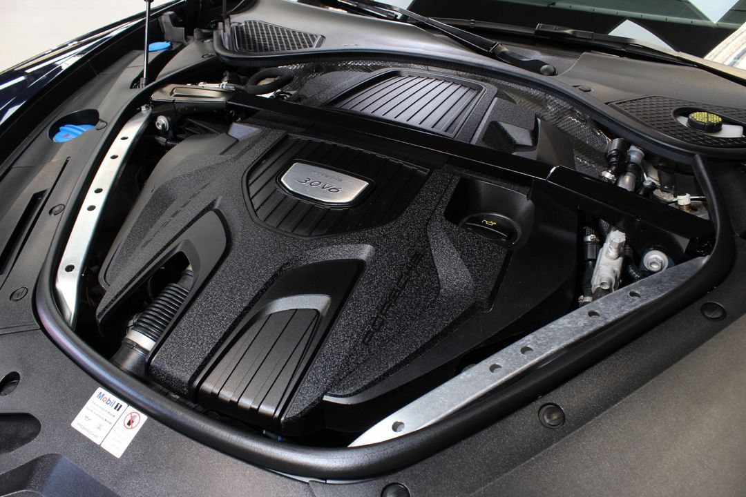2020 Porsche Panamera