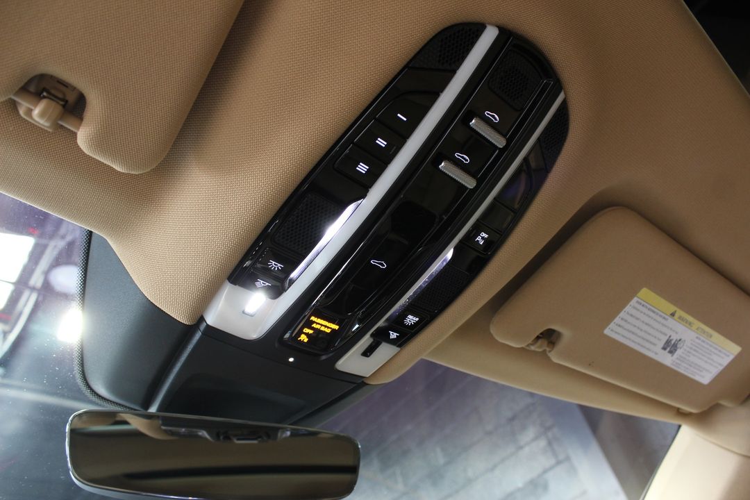 2020 Porsche Panamera