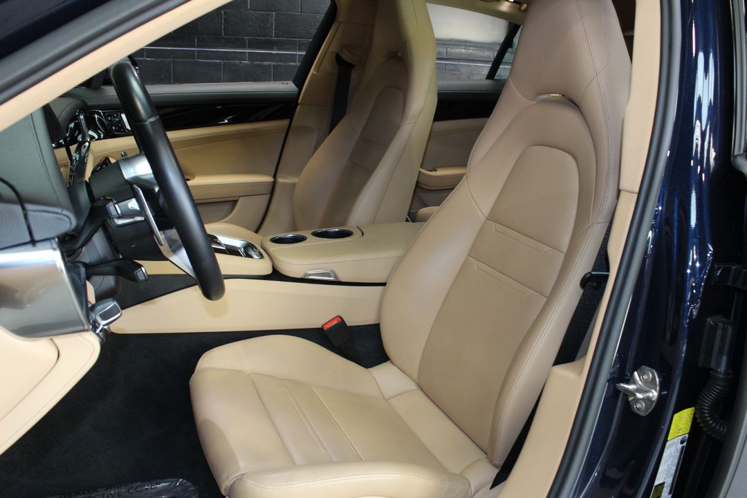 2020 Porsche Panamera