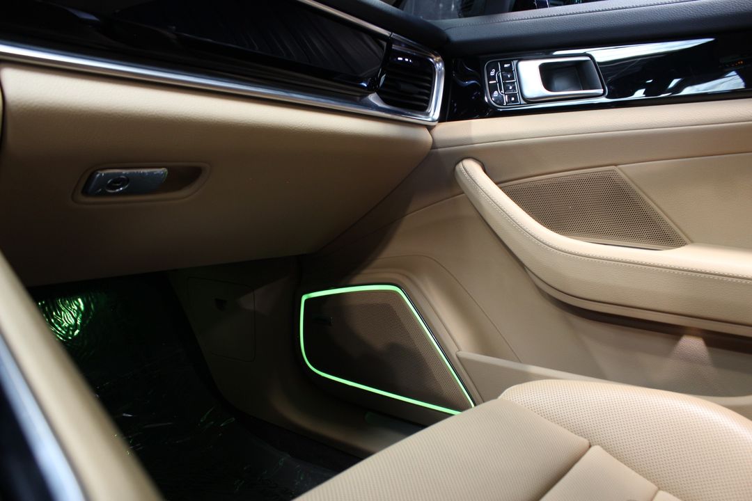 2020 Porsche Panamera