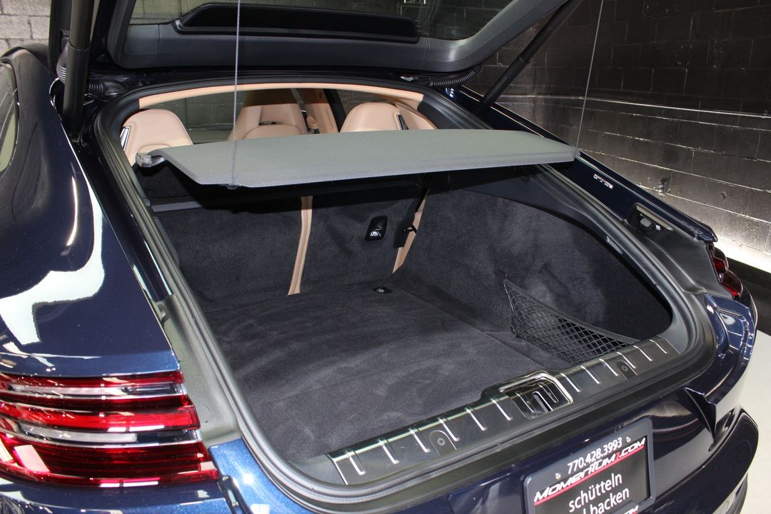 2020 Porsche Panamera