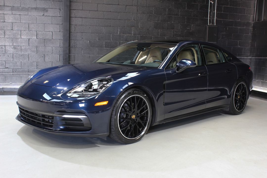 2020 Porsche Panamera