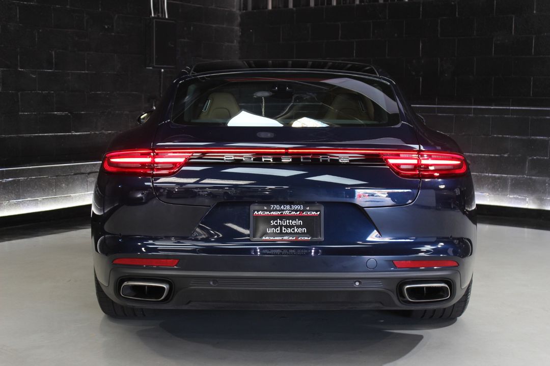 2020 Porsche Panamera