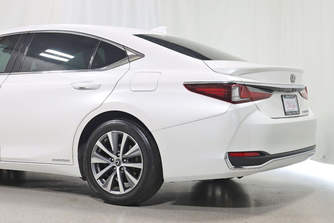 2021 Lexus ES 300h