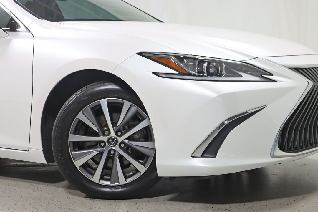 2021 Lexus ES 300h