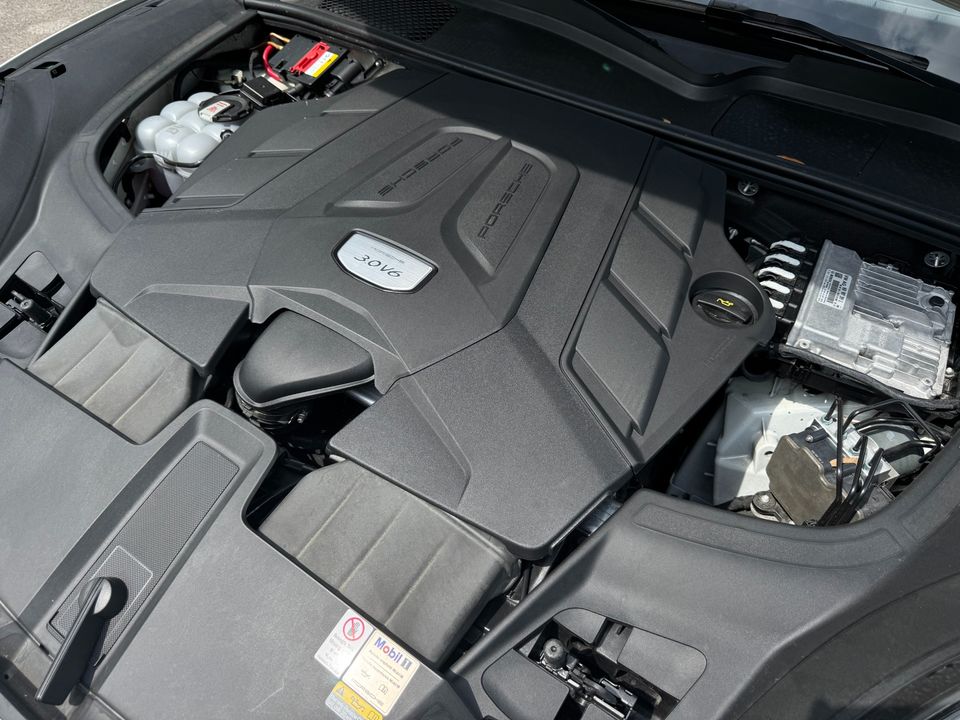 2022 Porsche Cayenne