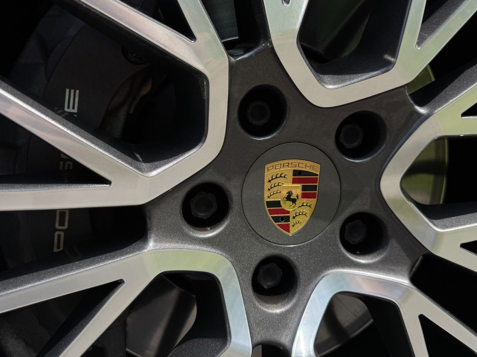 2022 Porsche Cayenne