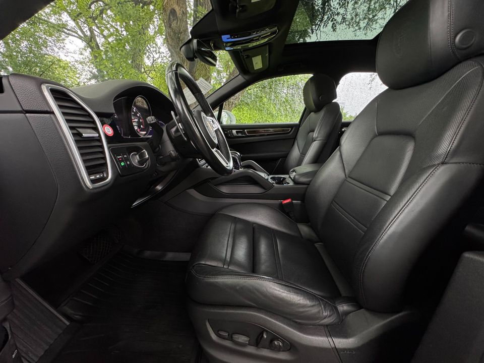 2022 Porsche Cayenne
