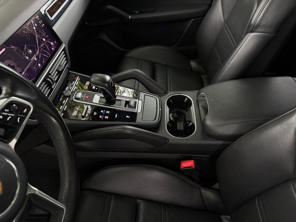 2022 Porsche Cayenne