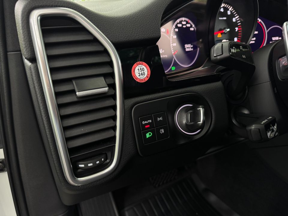 2022 Porsche Cayenne