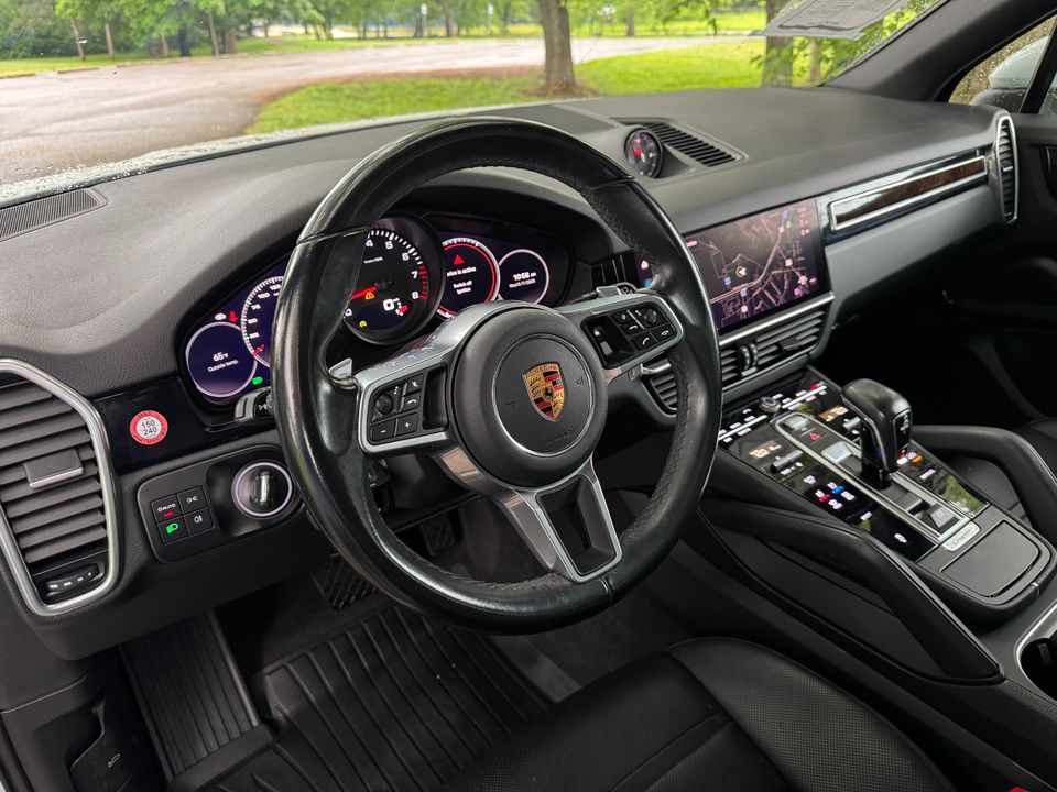 2022 Porsche Cayenne