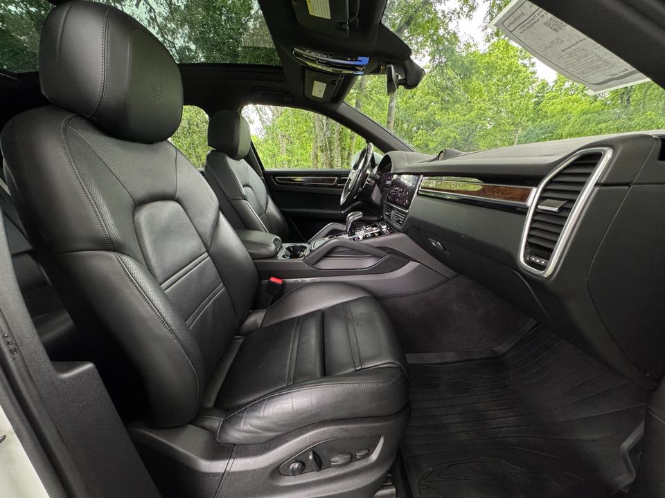 2022 Porsche Cayenne