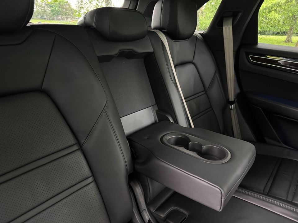 2022 Porsche Cayenne
