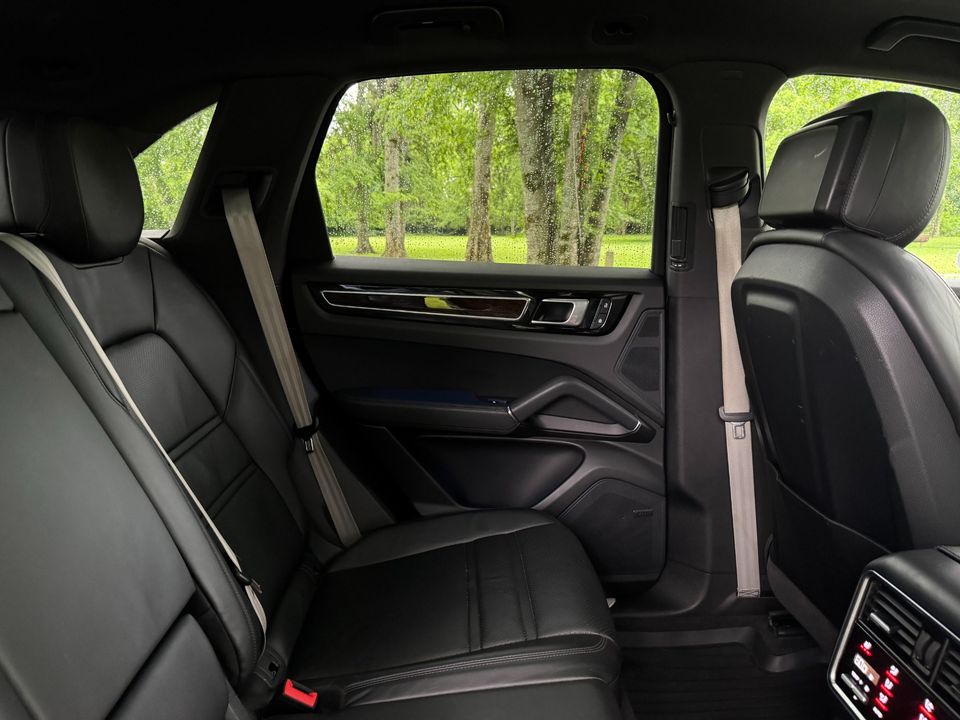 2022 Porsche Cayenne