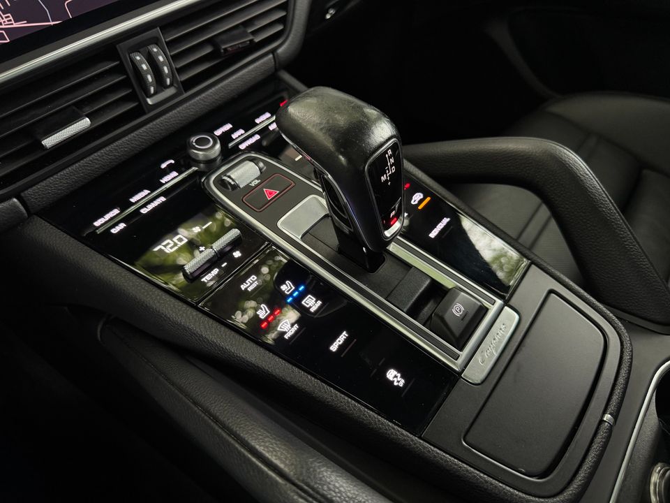 2022 Porsche Cayenne