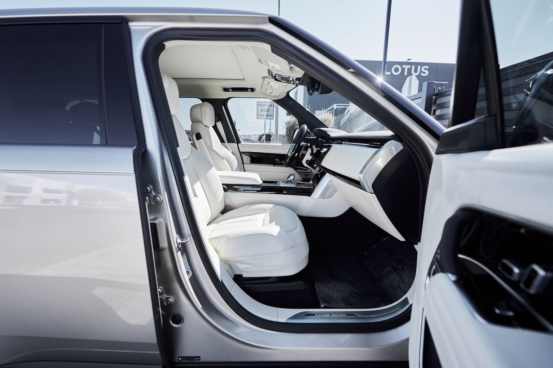 2025 Land Rover Range Rover