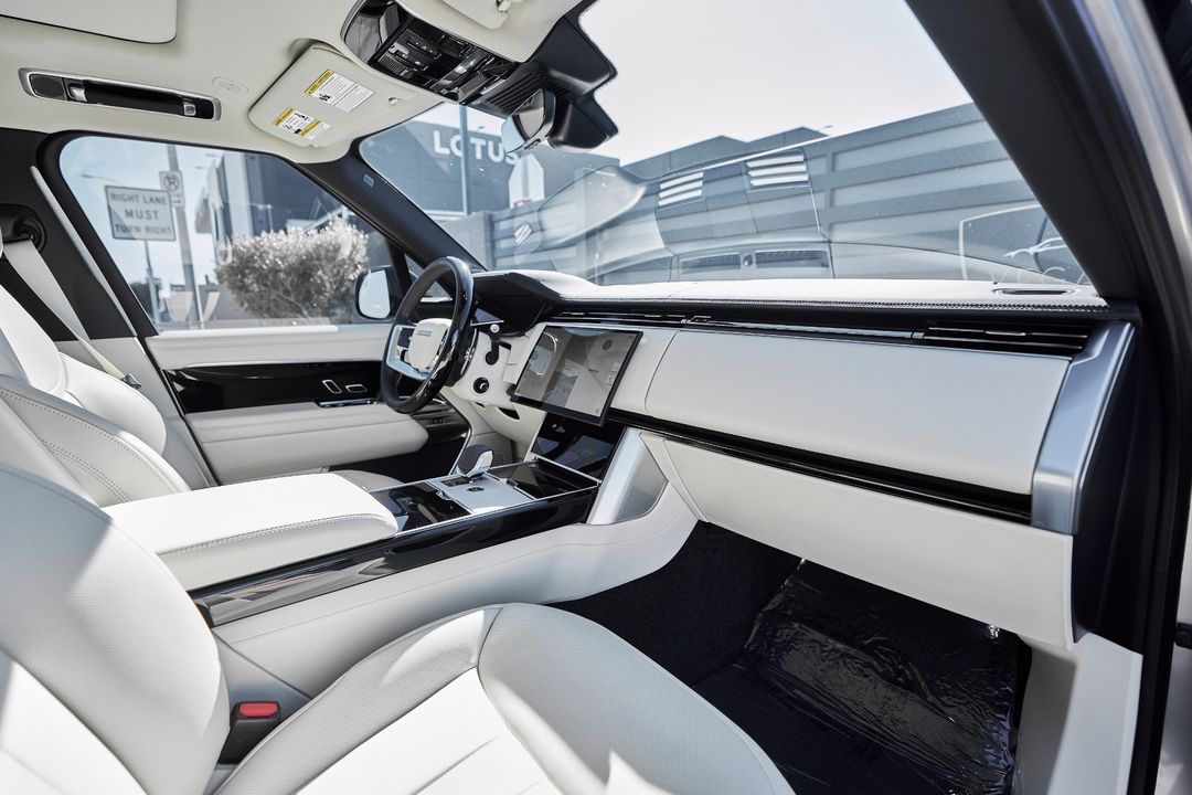 2025 Land Rover Range Rover