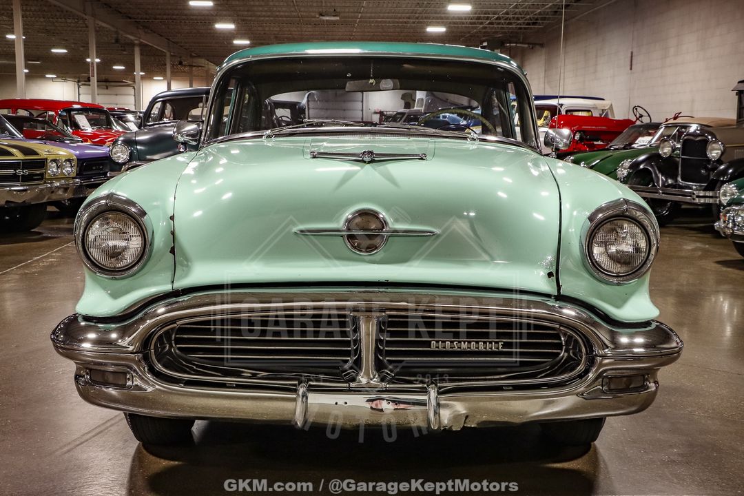 1956 Oldsmobile Super 88 Holiday Sedan