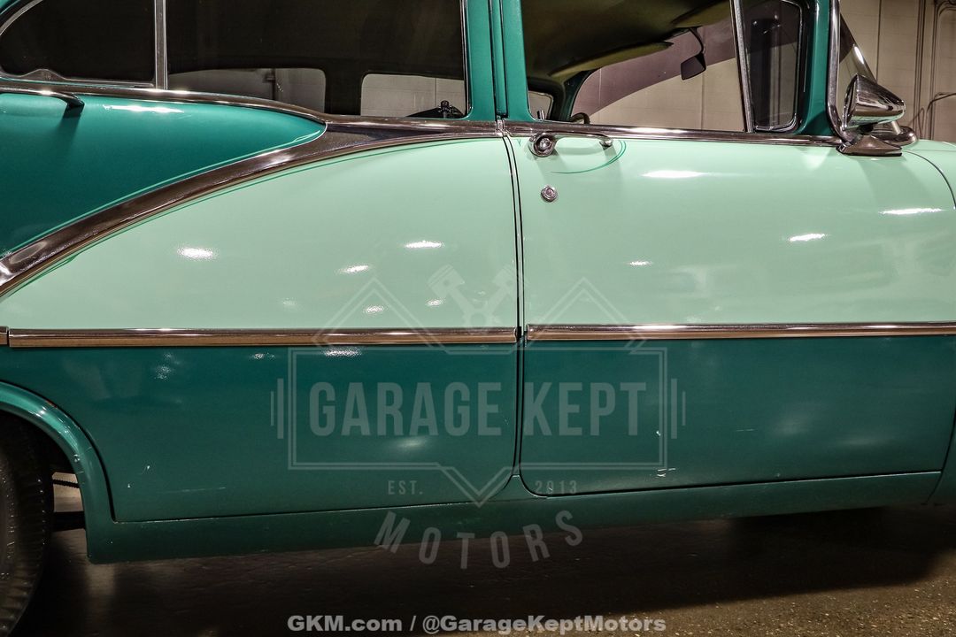 1956 Oldsmobile Super 88 Holiday Sedan