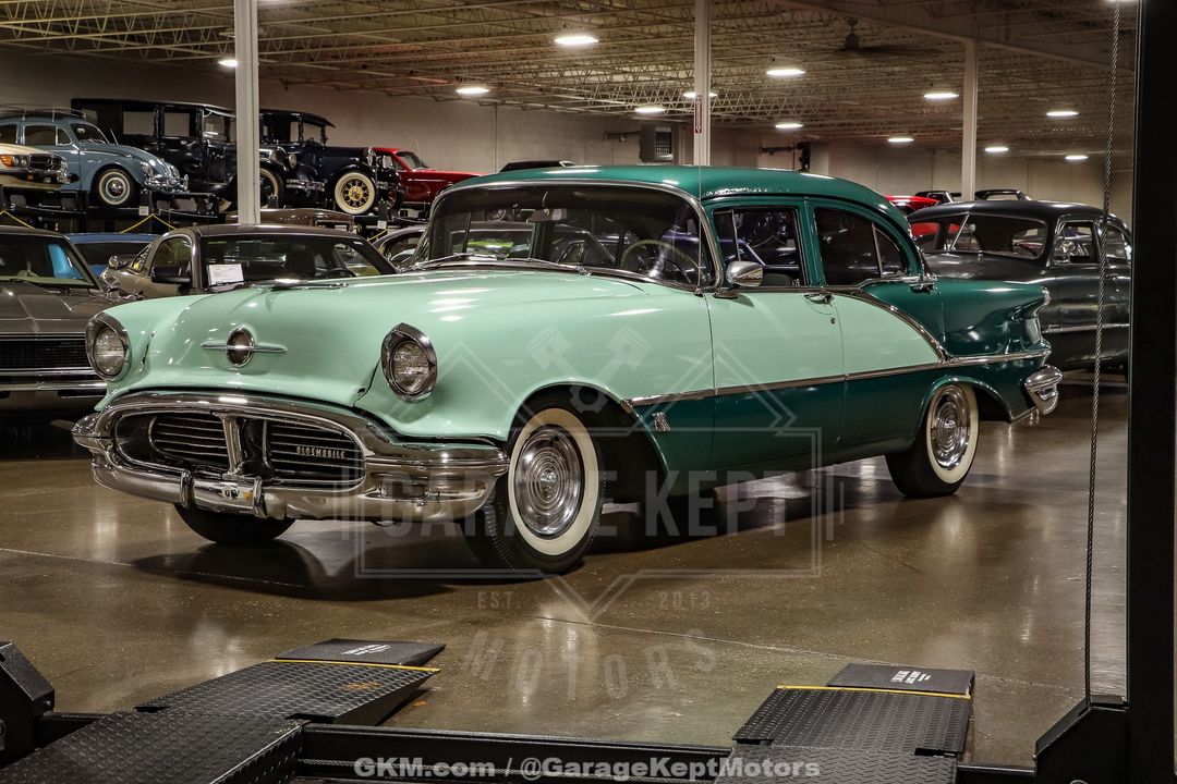 1956 Oldsmobile Super 88 Holiday Sedan