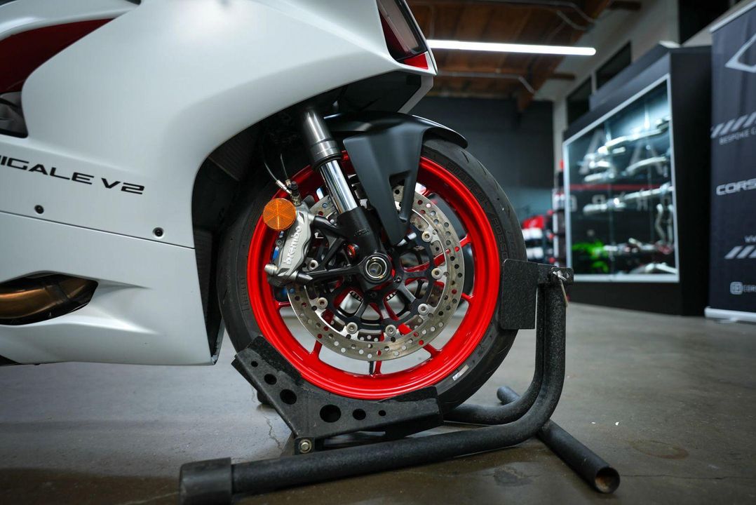 2023 Ducati Panigale V2