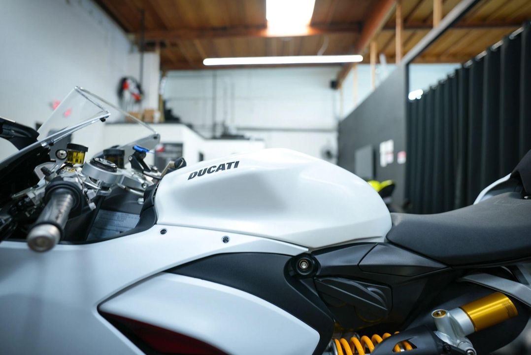 2023 Ducati Panigale V2