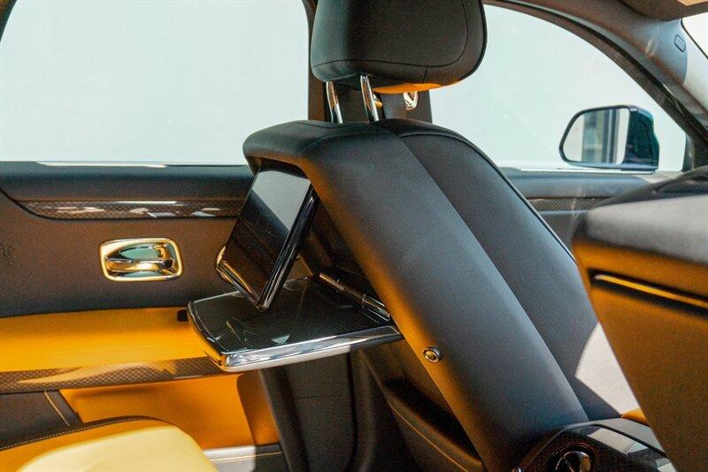 2022 Rolls-Royce Black Badge Ghost